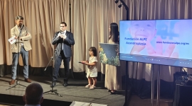 Foto El doctor Josep María de Bergua, de la UCA Infantil, reconocido por la Fundación ALPE